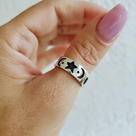 Moon Star Ring Band, Celestial Ring, Crescent Ring, Sterling Silver Women Ring, - Picture 3 of 9